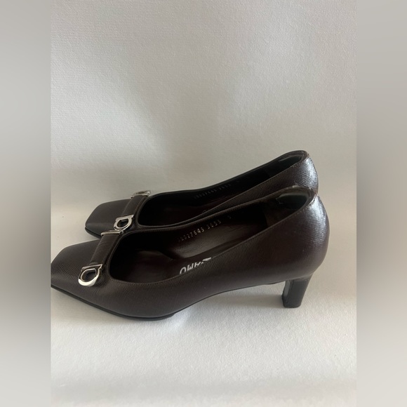 Salvatore Ferragamo Shoes - Picture 4 of 9